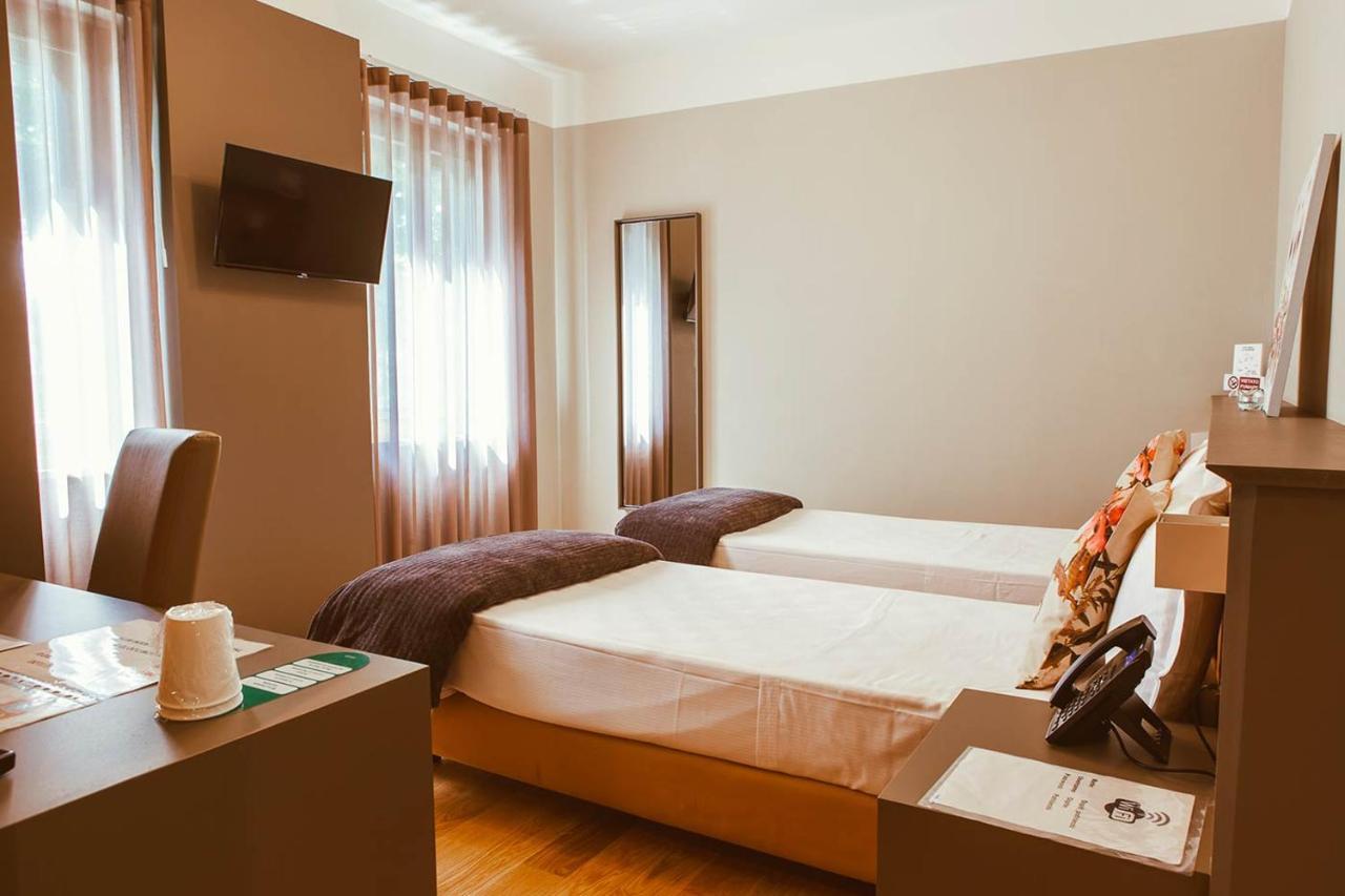 Hotel Patriarchi Aquileia Bagian luar foto