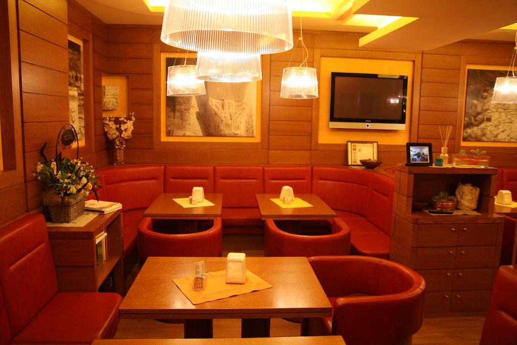 Hotel Patriarchi Aquileia Bagian luar foto